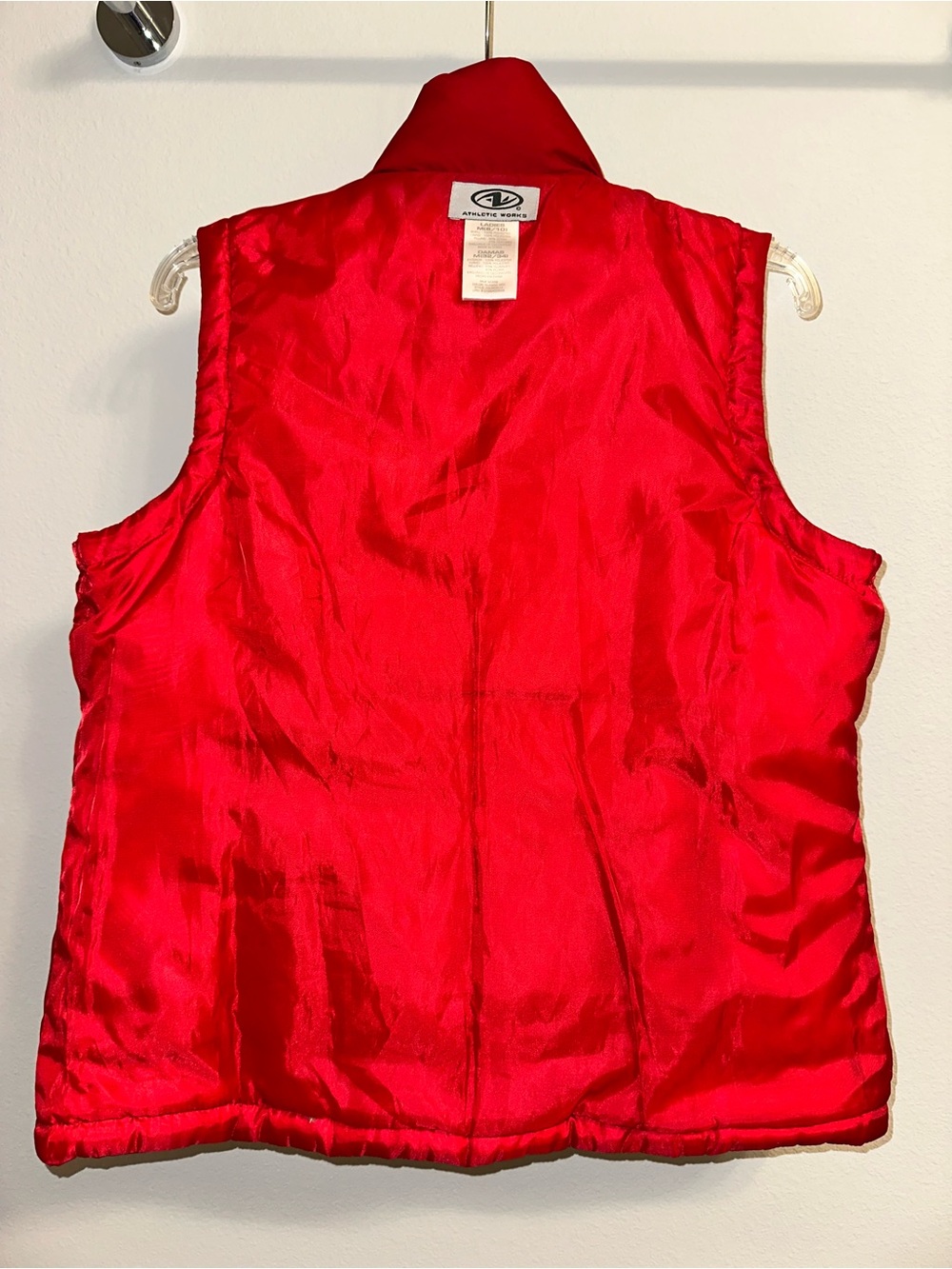 Athletic Works Red Quilted Women's Puffer Vest Ladies M 8/10 - Picture 8 of 10